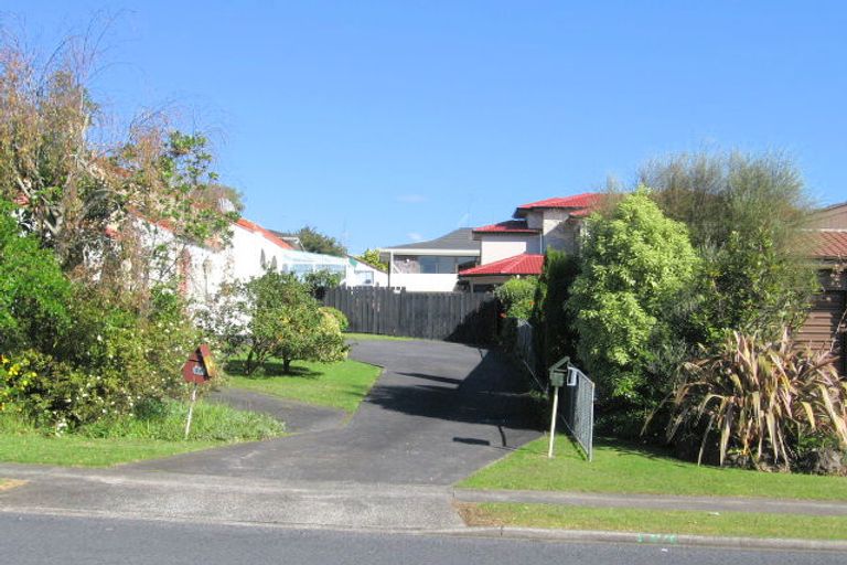 Photo of property in 24 Diorella Drive, Clover Park, Auckland, 2019