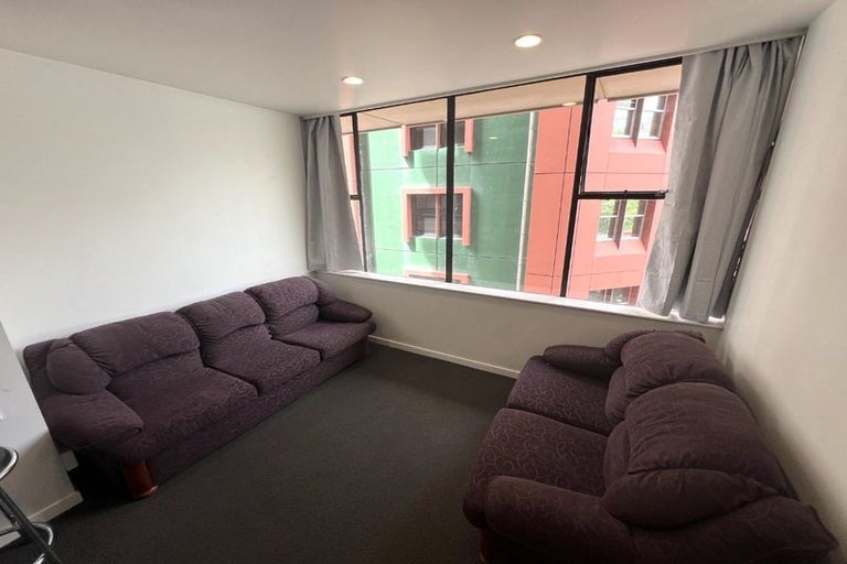 Photo of property in Terrace Tower Apartments, 126 The Terrace, Wellington Central, Wellington, 6011