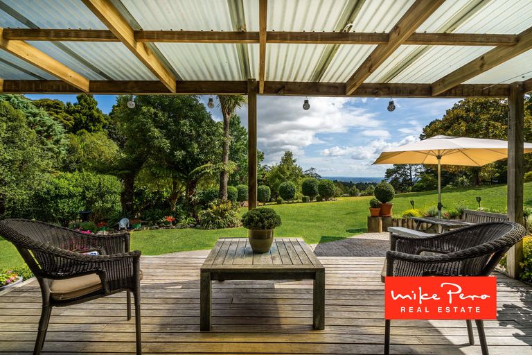 Photo of property in 168 Carter Road, Oratia, Auckland, 0604
