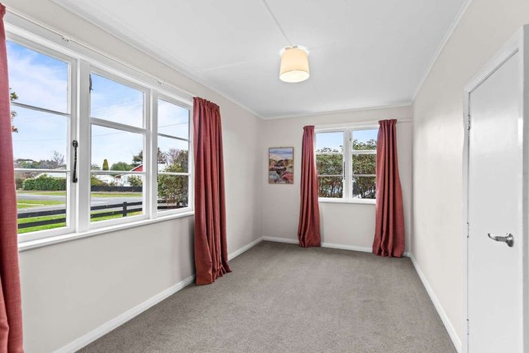 Photo of property in 36 Ormond Street, Woodville, 4920