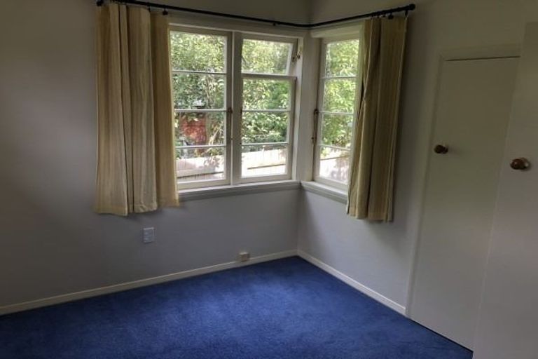 Photo of property in 16 Collingwood Street, Hokowhitu, Palmerston North, 4410