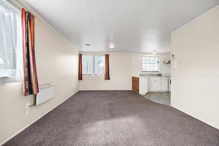 Photo of property in 1 Langdon Lane, Melville, Hamilton, 3206