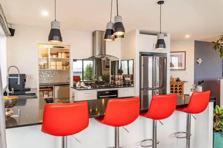 Photo of property in 15 Pacific View, Whitby, Porirua, 5024