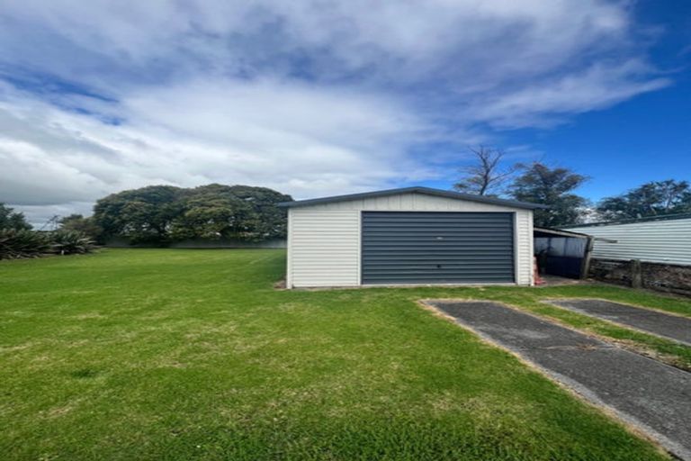 Photo of property in 101 Orchard West Road, Ngatea, 3503