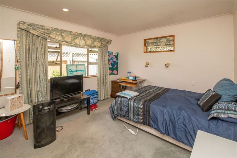 Photo of property in 23 Middleton Road, Upper Riccarton, Christchurch, 8041