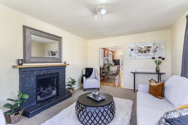 Photo of property in 13 Matapouri Road, Mangere Bridge, Auckland, 2022