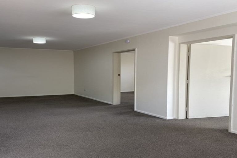 Photo of property in 26 Winston Street, Crofton Downs, Wellington, 6035