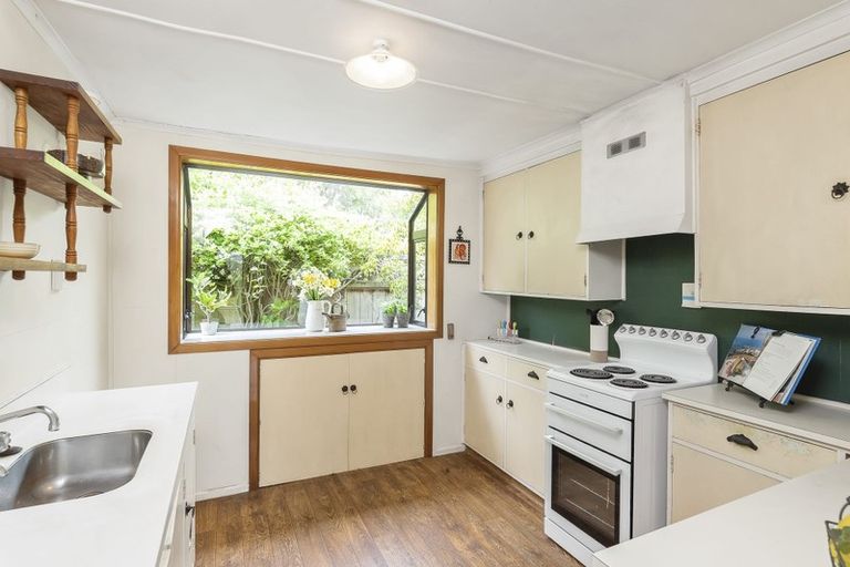 Photo of property in 80 Matatua Road, Raumati Beach, Paraparaumu, 5032