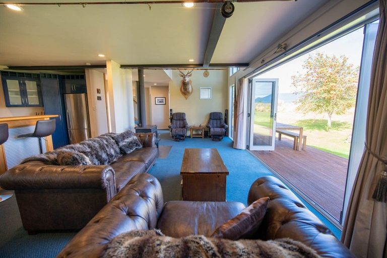 Photo of property in 11 Patience Bay Drive, Te Anau, 9679