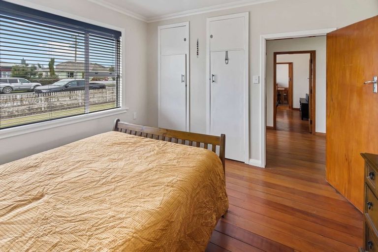 Photo of property in 25 Hannan Street, Levin, 5510