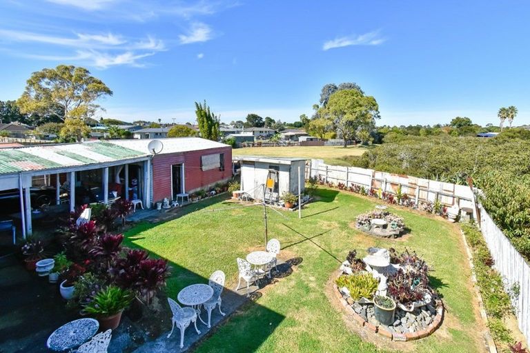 Photo of property in 76 Blake Road, Mangere East, Auckland, 2024