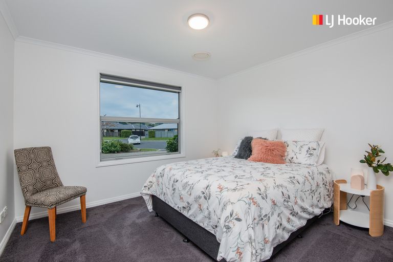 Photo of property in 8 Kinloch Place, Mosgiel, 9024