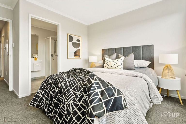 Photo of property in 22 Squadron Drive, Hobsonville, Auckland, 0616