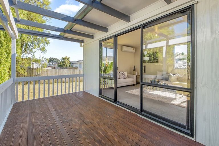 Photo of property in 22 Janese Place, Weymouth, Auckland, 2103