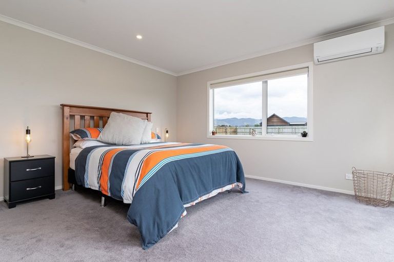 Photo of property in 17 Mill Grove, Clareville, Carterton, 5713