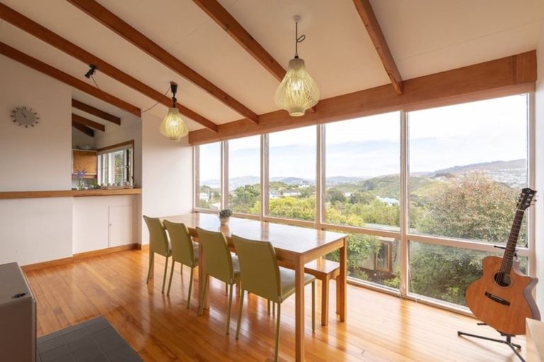 Photo of property in 89 Black Rock Road, Newlands, Wellington, 6037