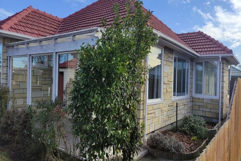 Photo of property in 154 Halswell Road, Hillmorton, Christchurch, 8025