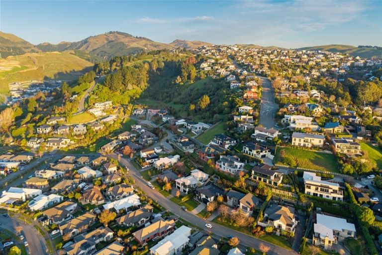 Photo of property in 6 Rushden Rise, Westmorland, Christchurch, 8025