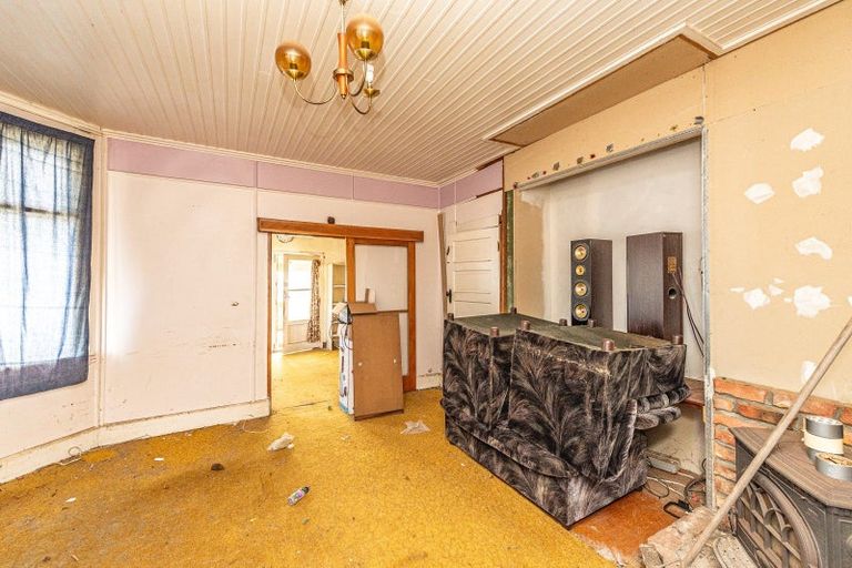 Photo of property in 25 Manuka Street, Castlecliff, Whanganui, 4501