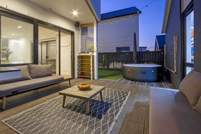 Photo of property in 7 Frances Bryers Road, Hobsonville, Auckland, 0616