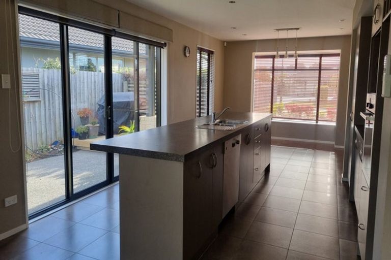 Photo of property in 17 Hampstead Close, Rangiora, 7400