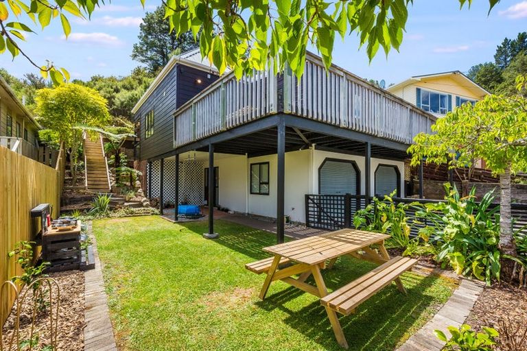 Photo of property in 7 Lowry Crescent, Stokes Valley, Lower Hutt, 5019