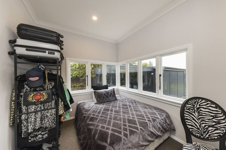 Photo of property in 5 Wood Street, Takaro, Palmerston North, 4410