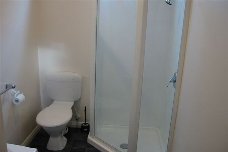 Photo of property in 16 Normanby Street, Newtown, Wellington, 6021