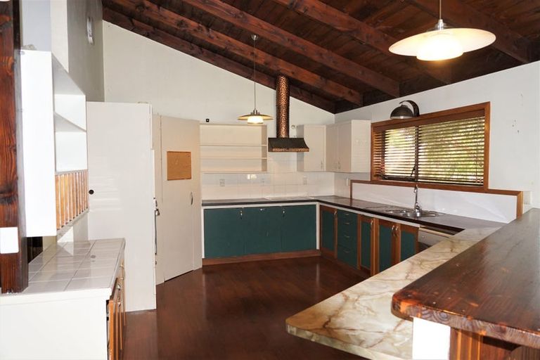 Photo of property in 166 Glamorgan Drive, Torbay, Auckland, 0630