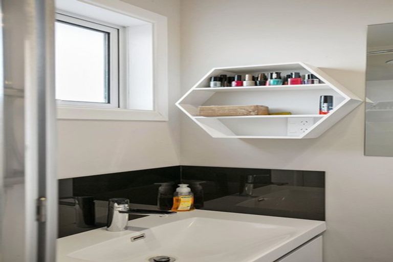 Photo of property in 13 Browning Street, Leamington, Cambridge, 3432