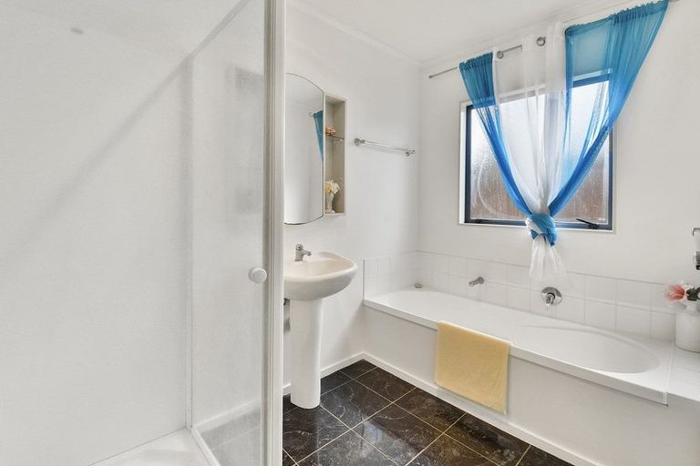 Photo of property in 148 Alfriston Road, Manurewa, Auckland, 2105