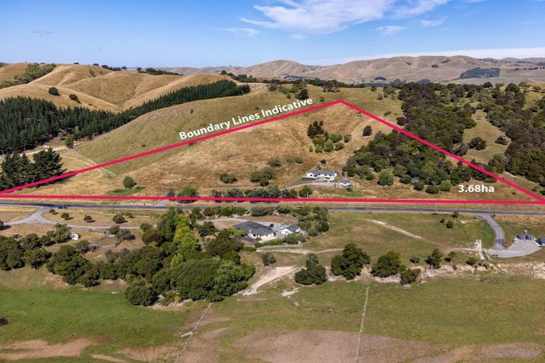 Photo of property in 811 Te Whiti Road, Te Whiti, Masterton, 5884