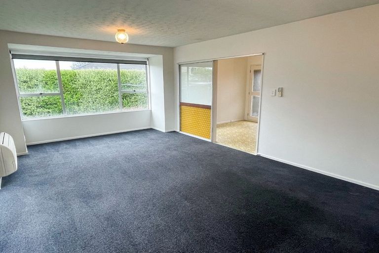 Photo of property in 12a Karnak Crescent, Russley, Christchurch, 8042