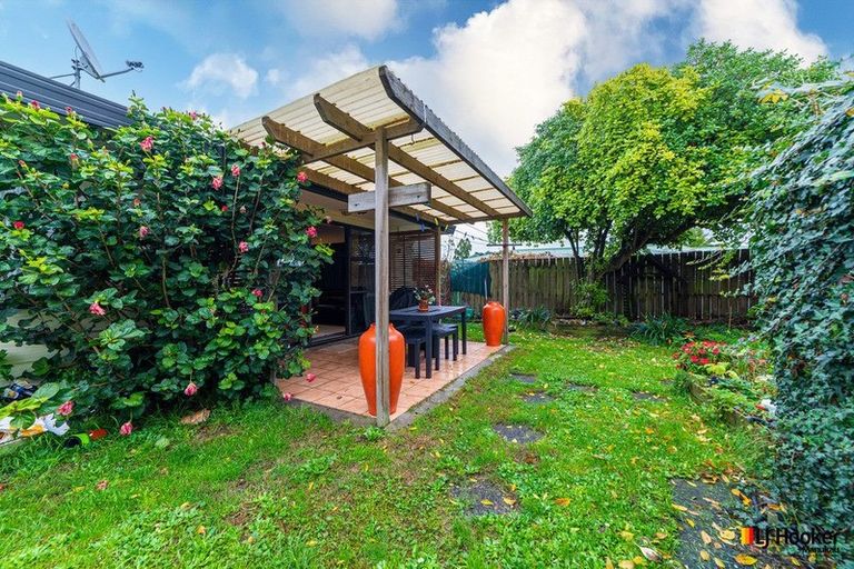 Photo of property in 1a Kowhai Street, Tuakau, 2121
