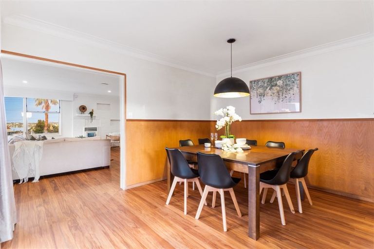 Photo of property in 78 Sylvan Avenue, Northcote, Auckland, 0627