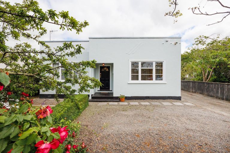 Photo of property in 25 Rongopai Street, Palmerston North, 4414