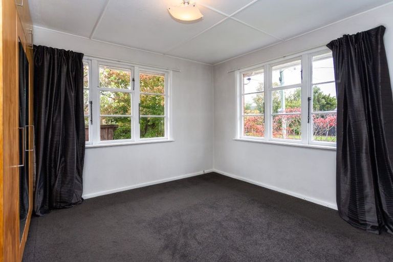 Photo of property in 23 Rowcliffe Crescent, Avonside, Christchurch, 8061