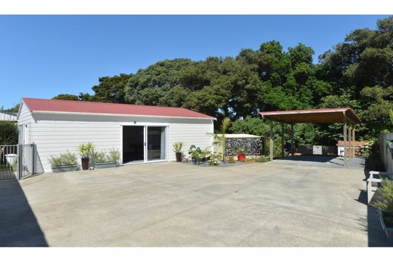 Photo of property in 28 Tui Crescent, Maunu, Whangarei, 0110