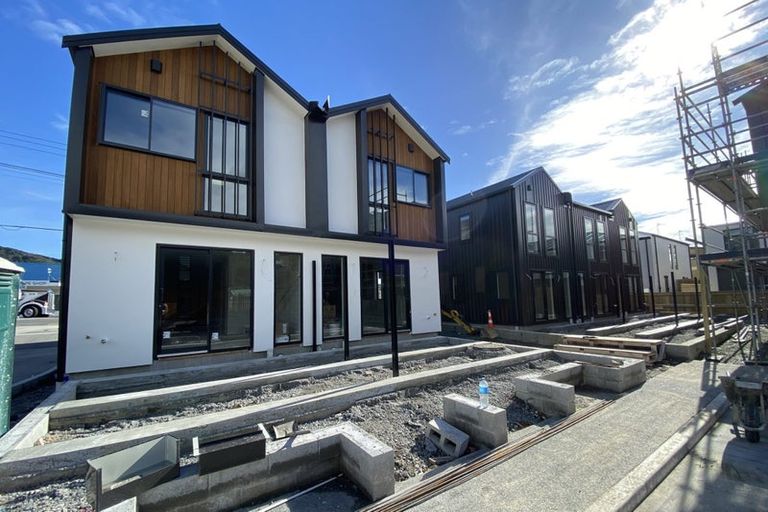 Photo of property in 1/22 Fitzherbert Road, Wainuiomata, Lower Hutt, 5014