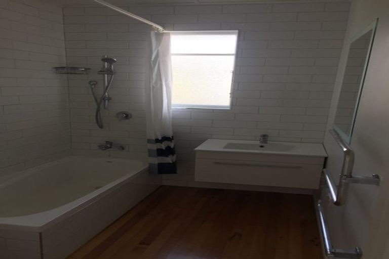 Photo of property in 579a Maunganui Road, Mount Maunganui, 3116