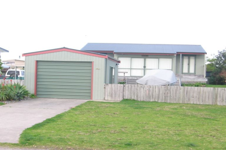Photo of property in 302a Given Avenue, Whangamata, 3620