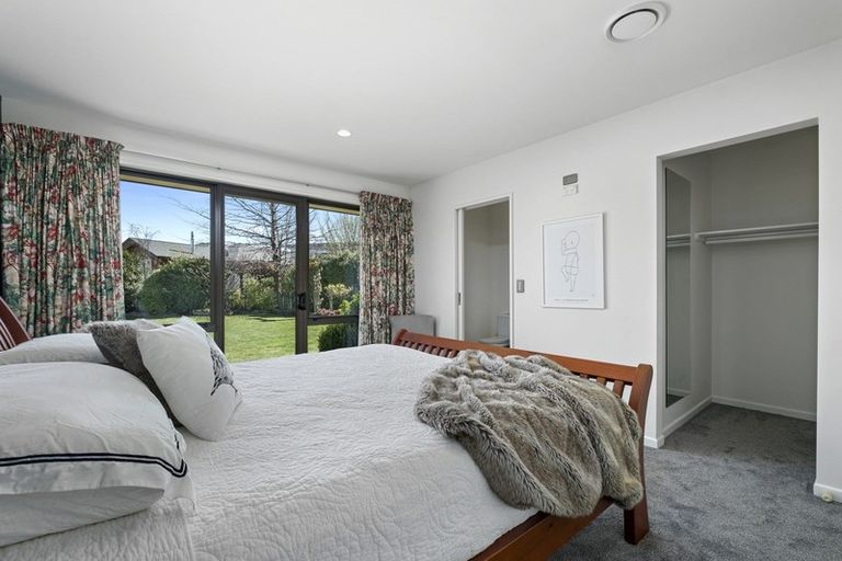 Photo of property in 48 Rob Roy Lane, Wanaka, 9305