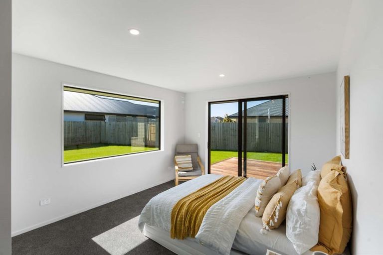 Photo of property in 52 Burnham School Road, Rolleston, 7614