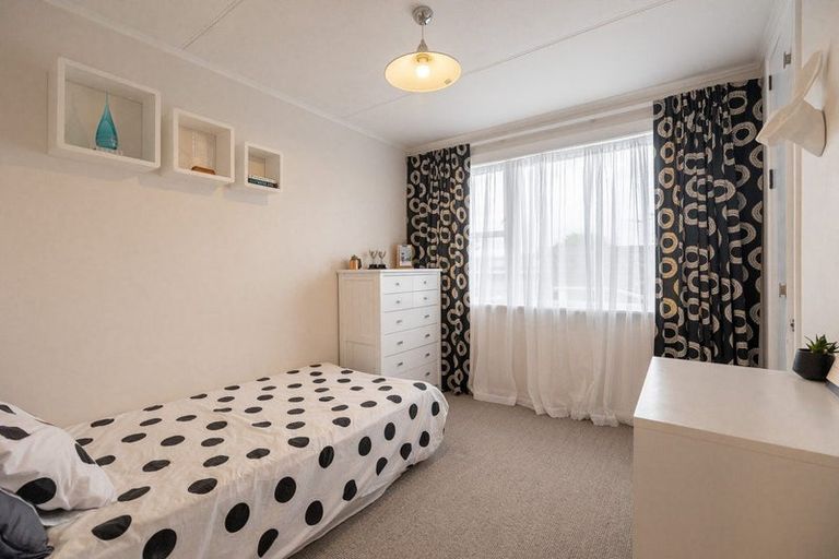 Photo of property in 24 Heatley Avenue, Hokowhitu, Palmerston North, 4410