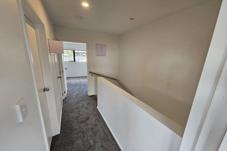 Photo of property in 4a Hepburn Road, Glendene, Auckland, 0602