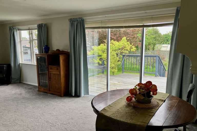 Photo of property in 24 Johnson Street, Milton, 9220