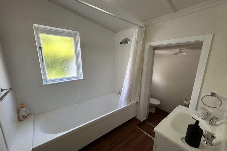 Photo of property in 7a Wilkin Road, Wanaka, 9305