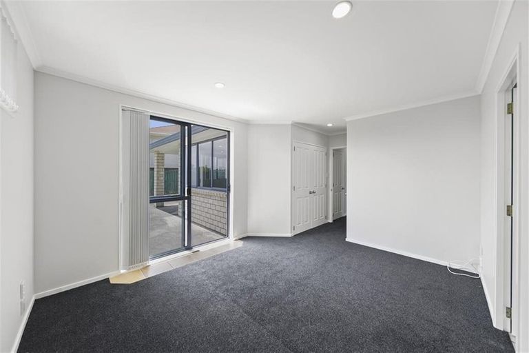 Photo of property in 14 Frederick Reece Drive, The Gardens, Auckland, 2105