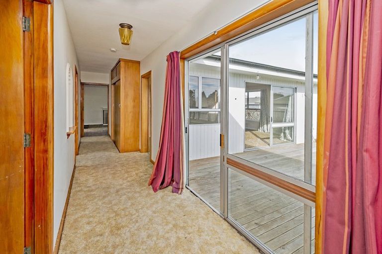 Photo of property in 38 Hastings Street, Southbridge, 7602