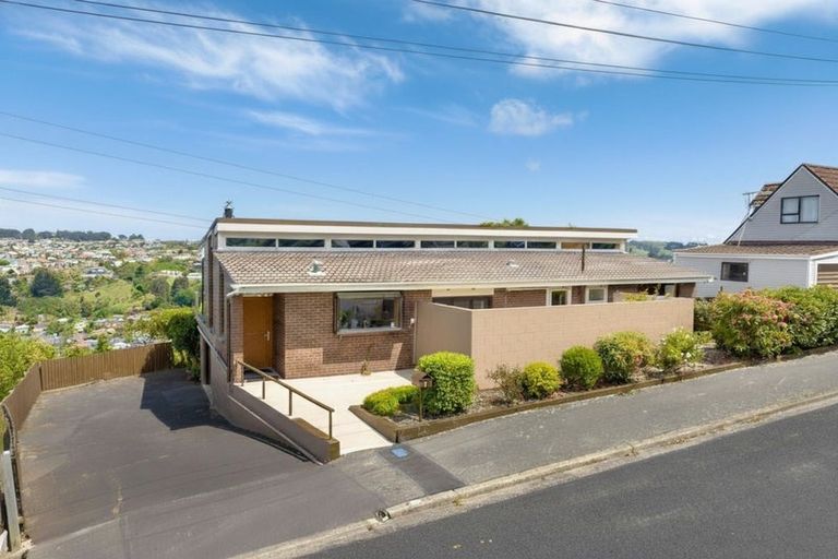 Photo of property in 1 Warwick Street, Balaclava, Dunedin, 9011